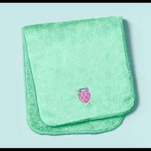 Stoney Clover Lane x Target Reusable Makeup Remover Cloth green w/ strawberry